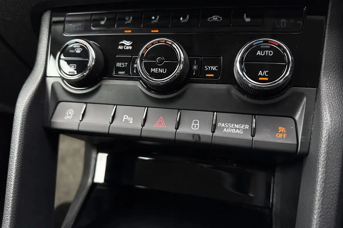 2021-skoda-kodiaq-15-tsi-se-l-dsg-big-56