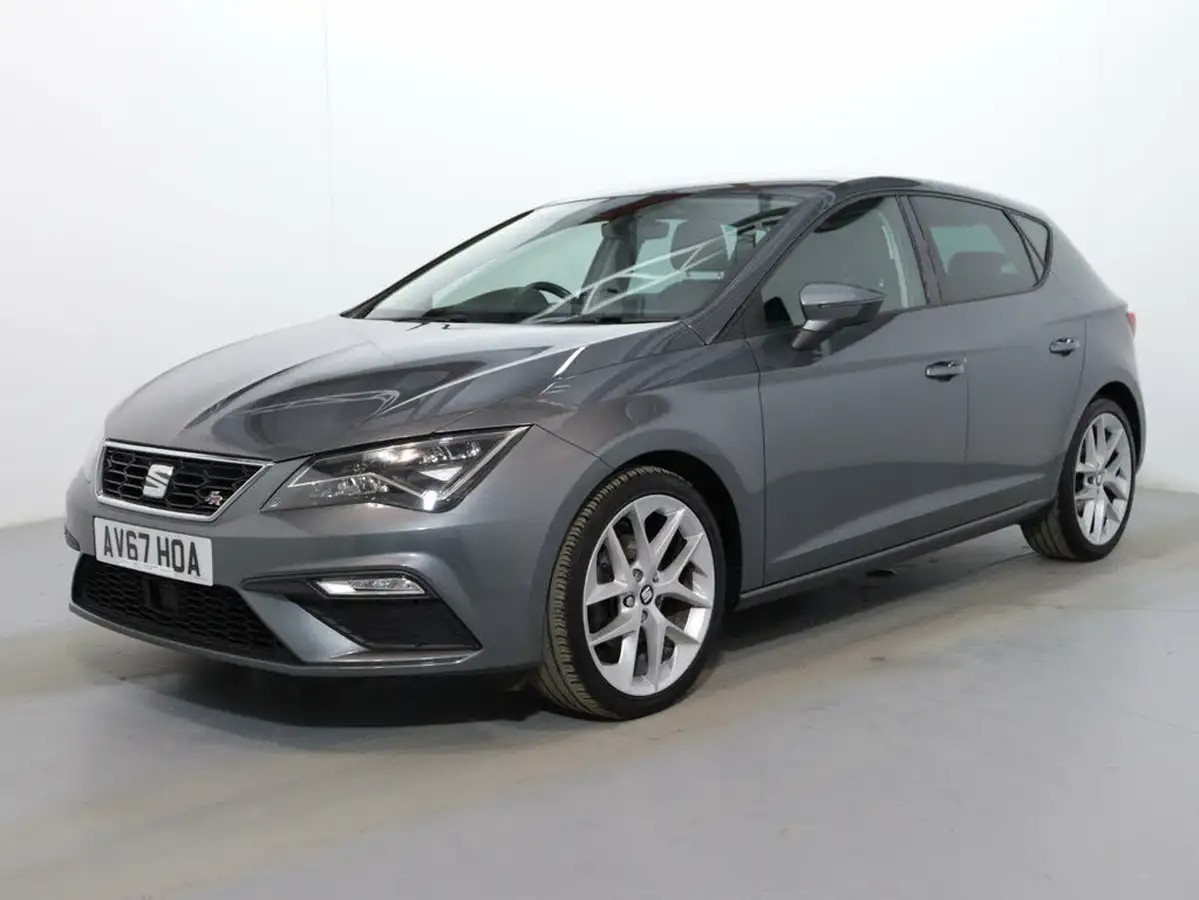 2017-seat-leon-14-tsi-fr-technology-hatchback-5d-big-2