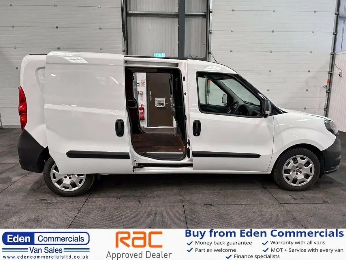 2021-fiat-doblo-cargo-16td-l2h1-maxi-tecnico-105bhpeu6dt-panel-van-big-10