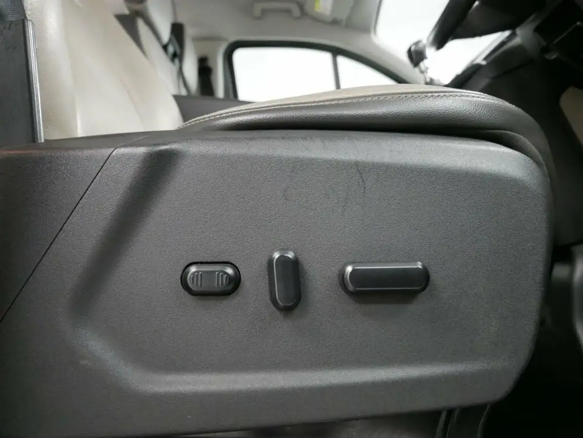 2015-ford-transit-custom-22tdci-290-l2h1-limited-155ps-double-cab-in-van-big-28