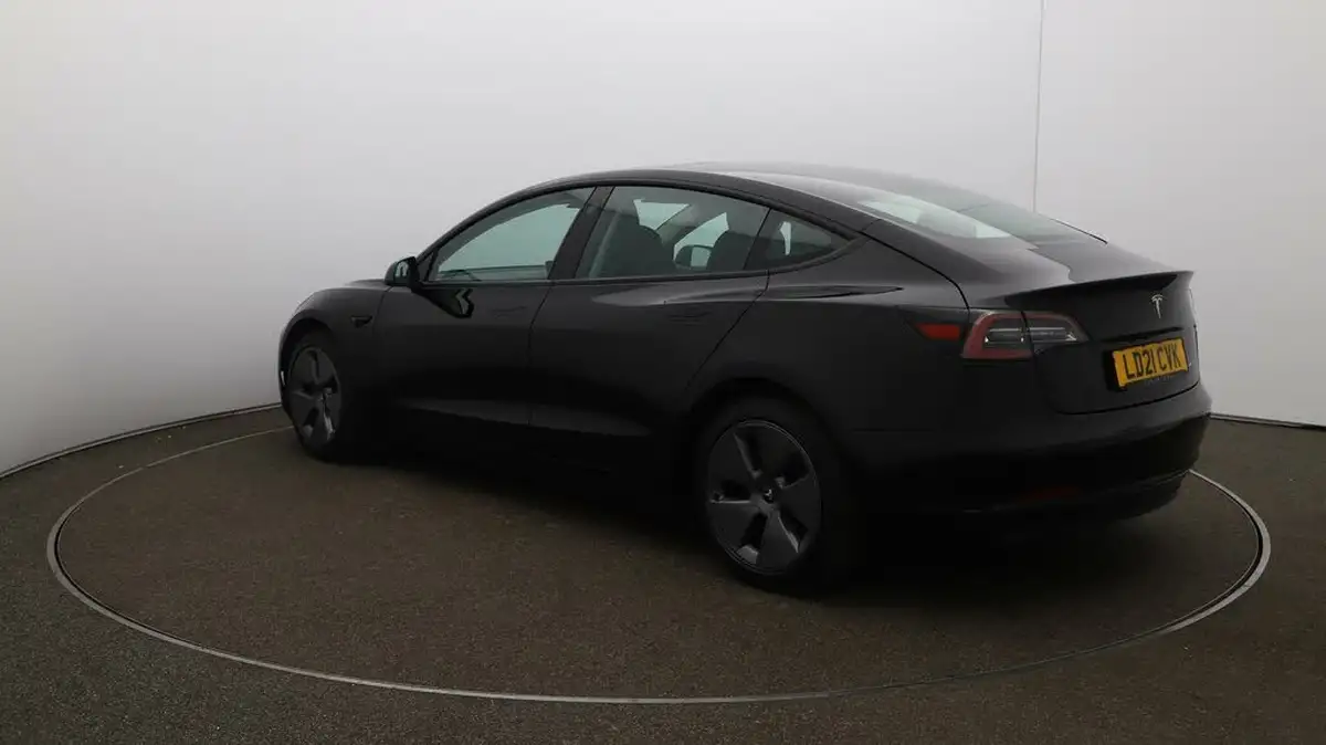 2021-tesla-model-3-e-long-range-4x4-big-5
