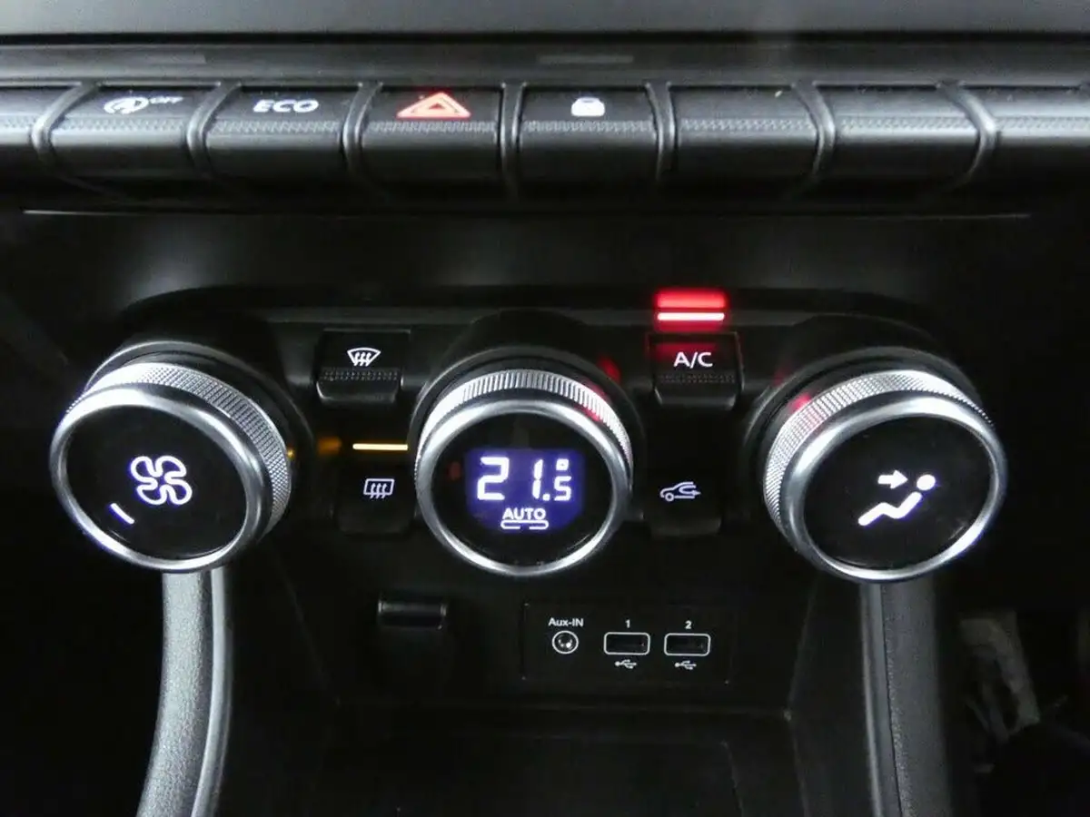 2020-renault-captur-10-tce-iconic-100bhp-big-11