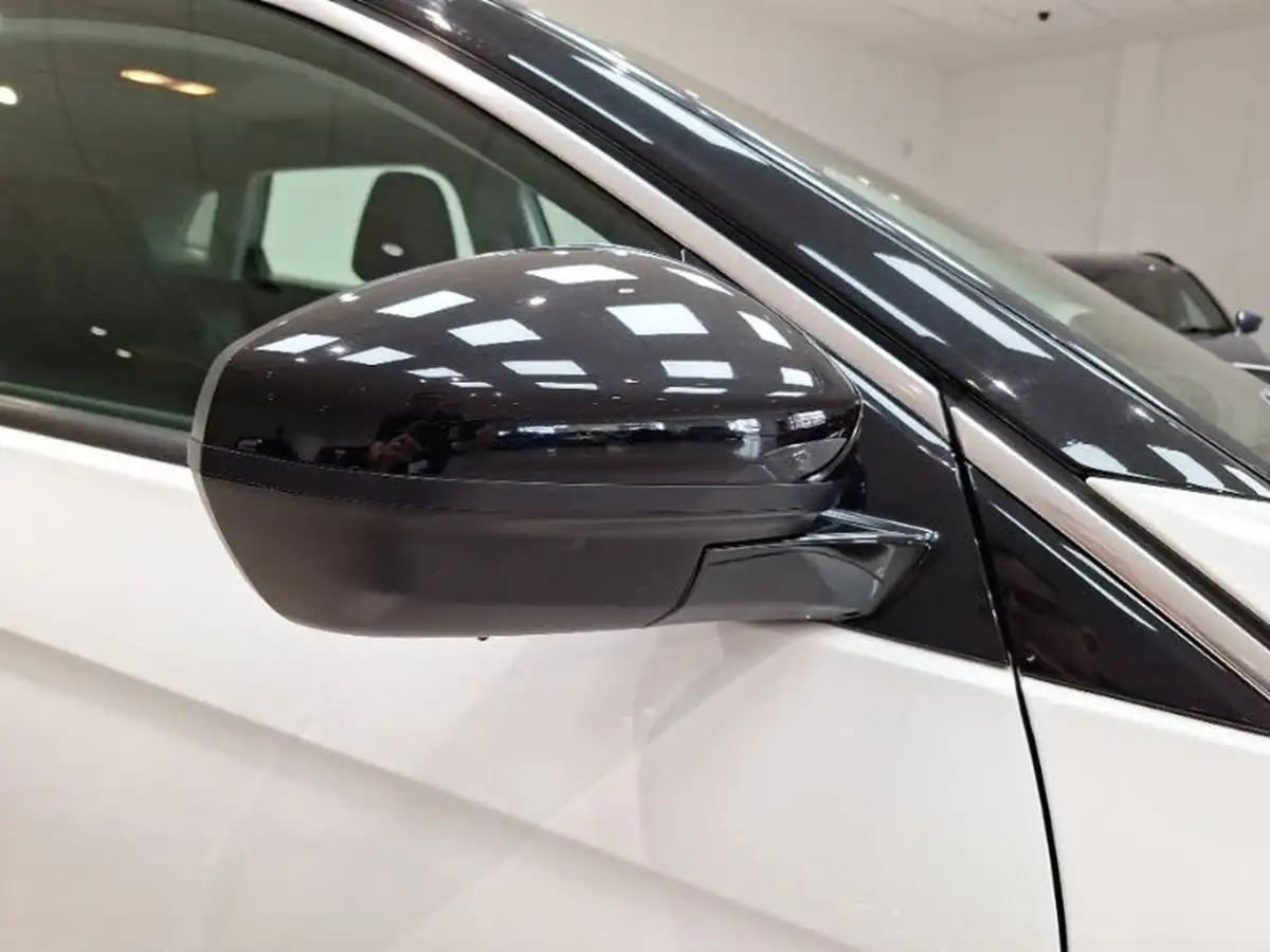 2019-vauxhall-grandland-x-15td-sport-nav-big-17