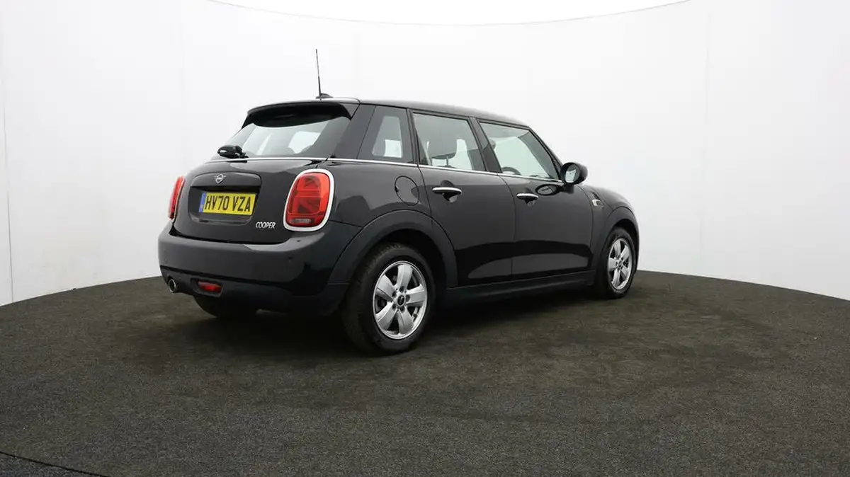 2020-mini-countryman-15-cooper-classic-big-75