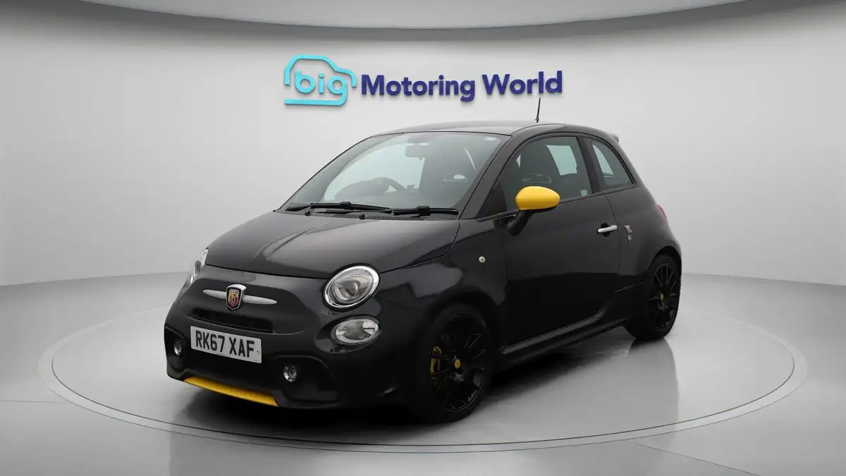 2017-abarth-595-14-tjet-trofeo-big-3