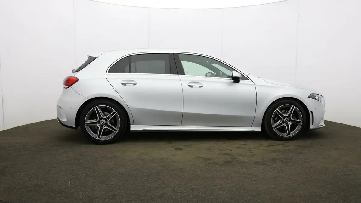 2020-mercedes-benz-a-class-13-a200-amg-line-premium-hatchback-5d-7g-dct-big-44