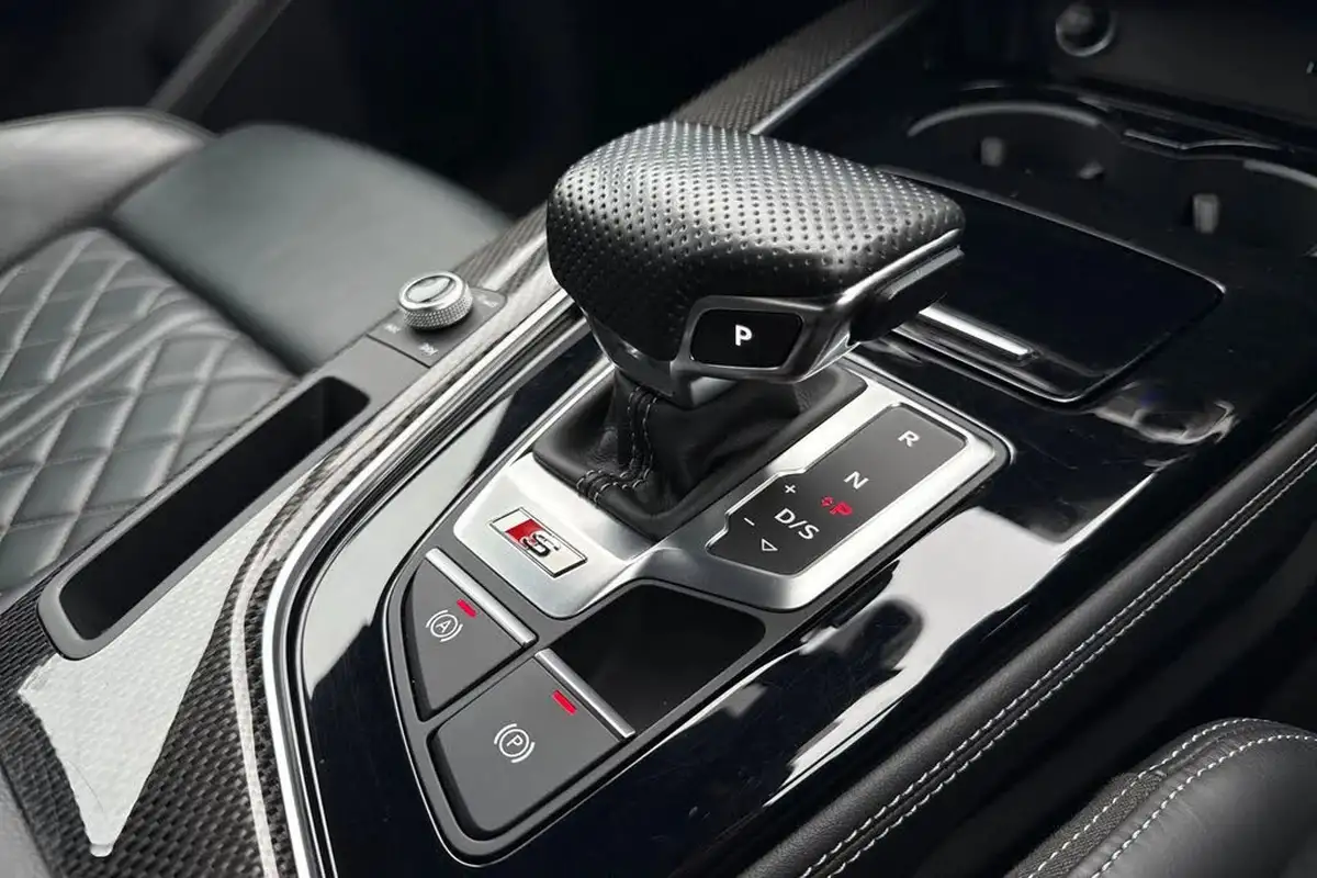 2021-audi-s4-30tdi-v6-black-edition-341ps-big-22