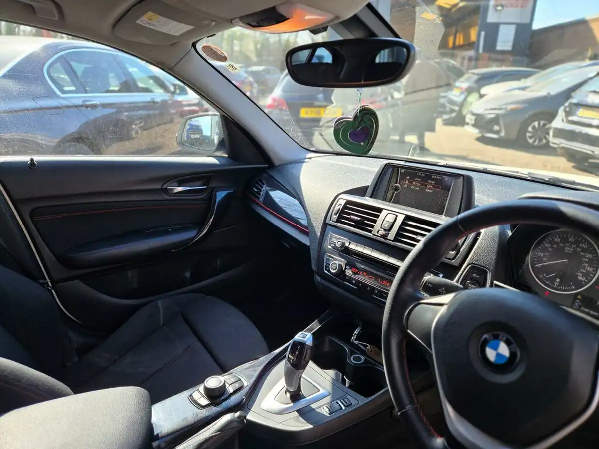 2012-bmw-1-series-big-22