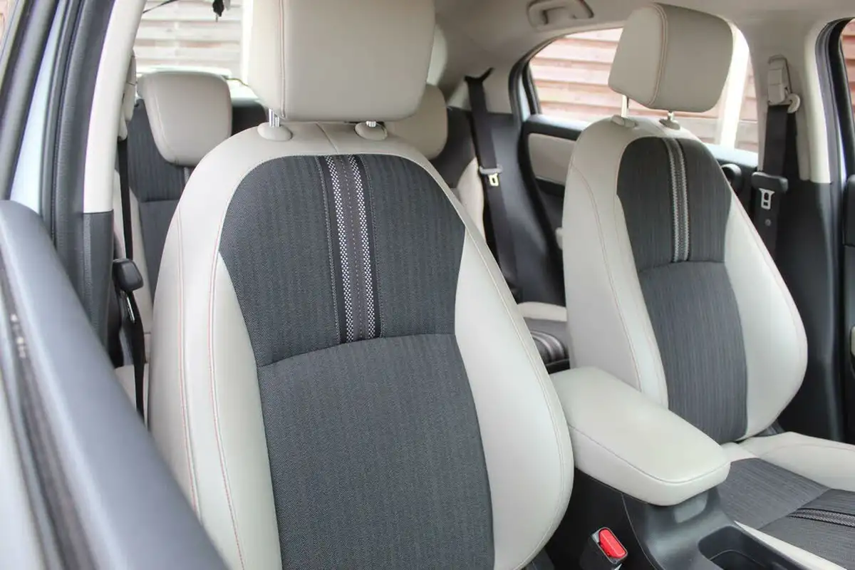 2022-honda-hr-v-15-i-mmd-advance-style-big-4