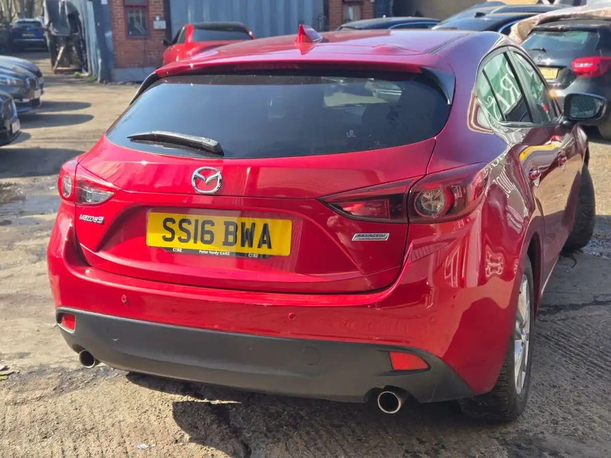 2016-mazda-mazda3-20-se-l-nav-skyactiv-g-hatchback-5d-big-16