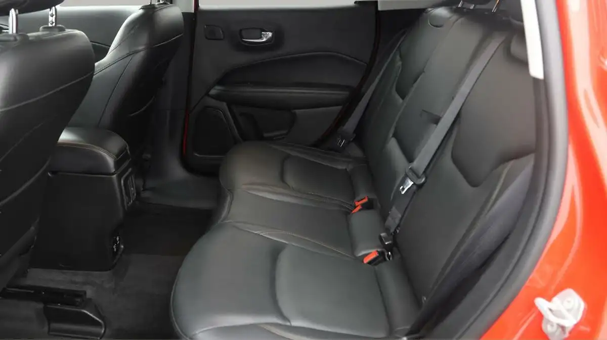2019-jeep-compass-14-multiair-ii-limited-plus-138bhp-big-15
