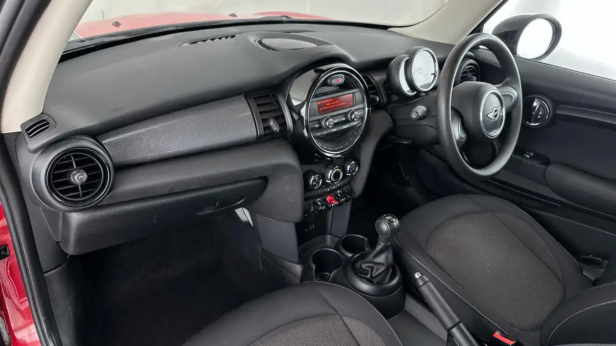 2018-mini-cooper-15-cooper-series-ii-ss-hatchback-3d-big-9