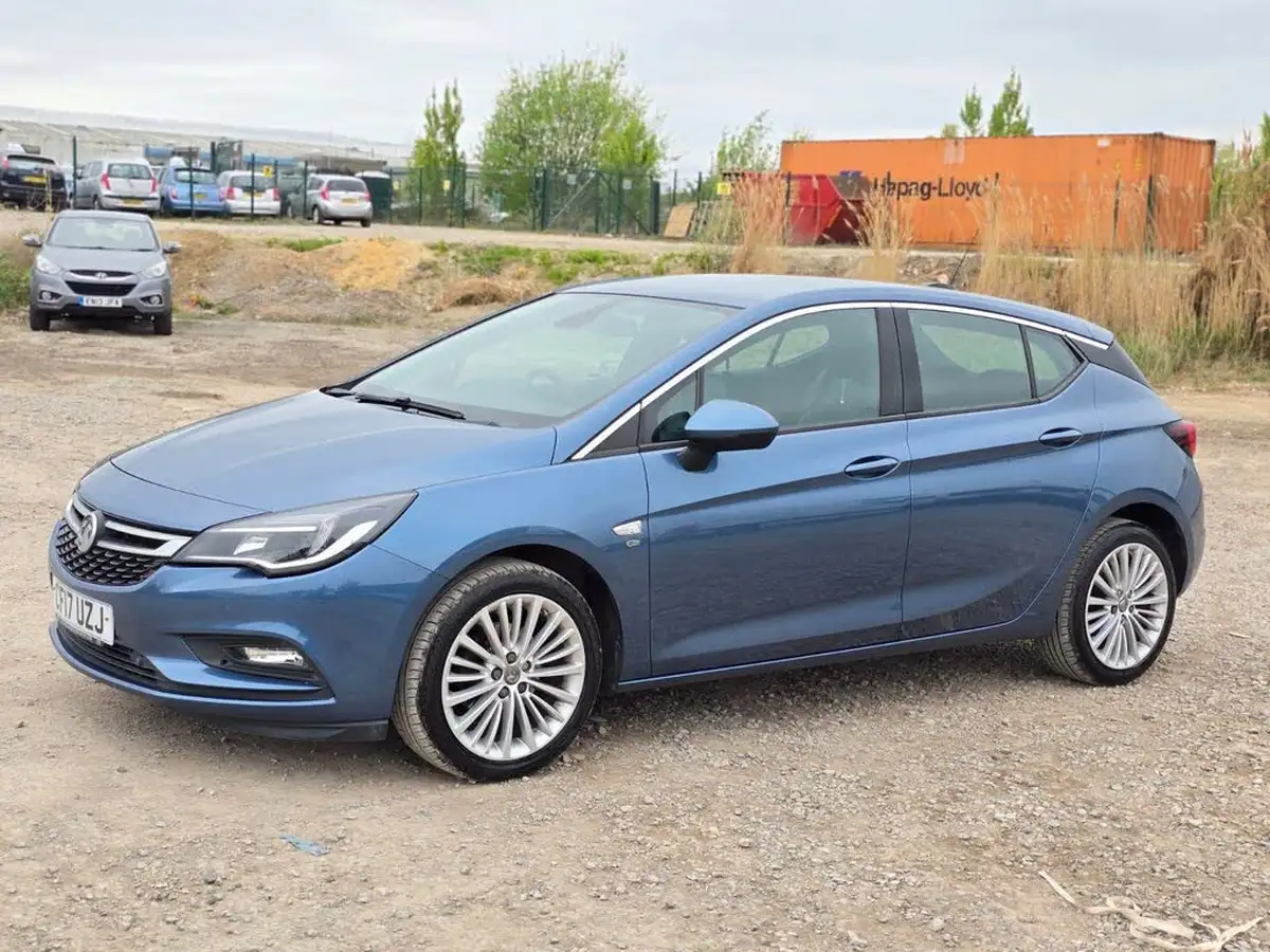 2017-vauxhall-astra-14i-16v-turbo-elite-150ps-ss-hatchback-auto-big-8