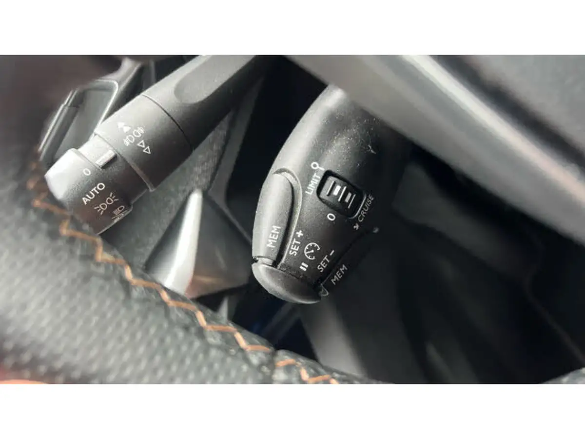 2019-peugeot-3008-suv-15-bluehdi-gt-line-premium-big-27