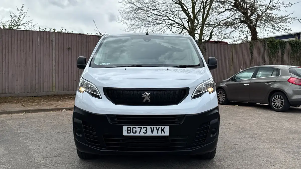 2023-peugeot-expert-15-bluehdi-professional-premium-standard-1000-big-7