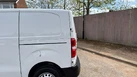 2023-peugeot-expert-15-bluehdi-professional-premium-standard-1000-small-42