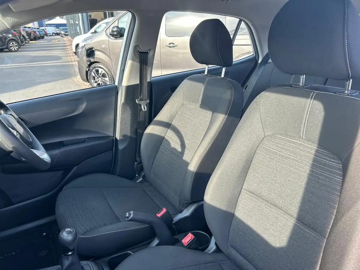 2022-kia-picanto-10-1-big-32