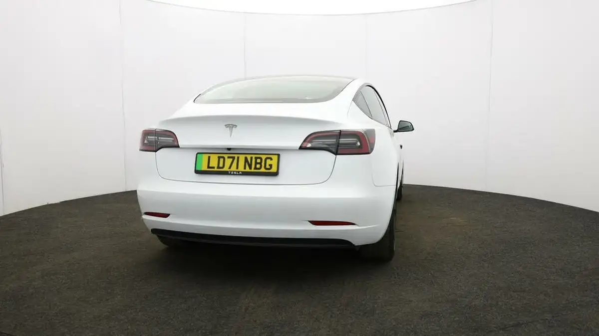 2021-tesla-model-3-e-standard-plus-big-5