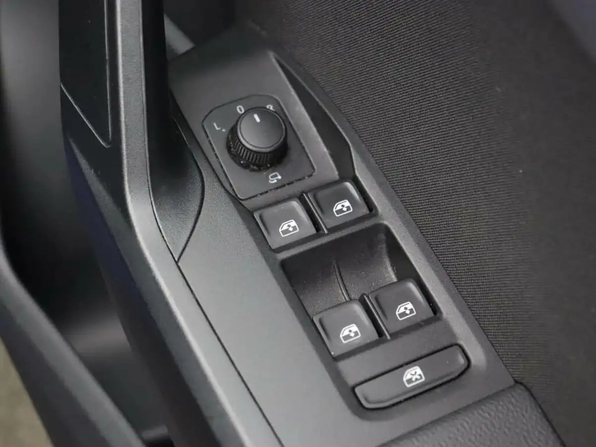 2021-seat-ibiza-10-tsi-fr-95ps-big-17