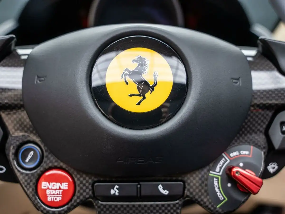 2019-ferrari-portofino-bca-big-31