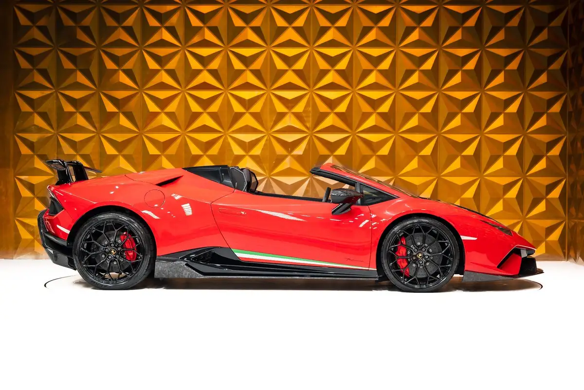 2018-lamborghini-huracan-52-performante-spyder-big-8