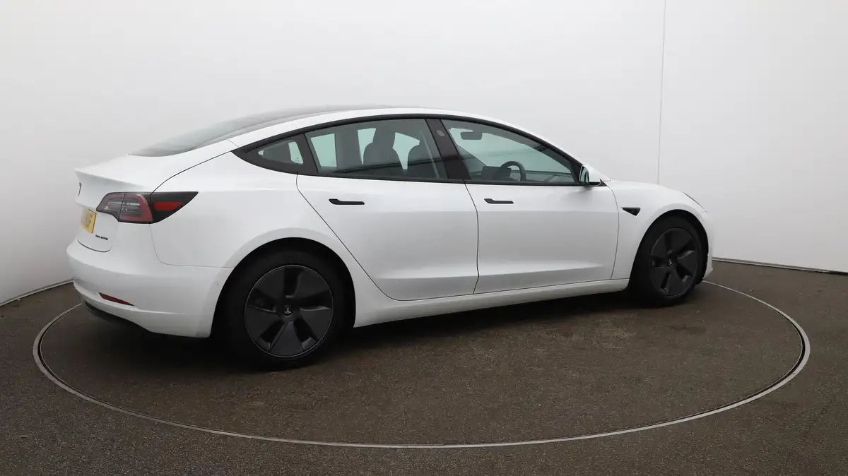 2021-tesla-model-3-e-long-range-4x4-big-45