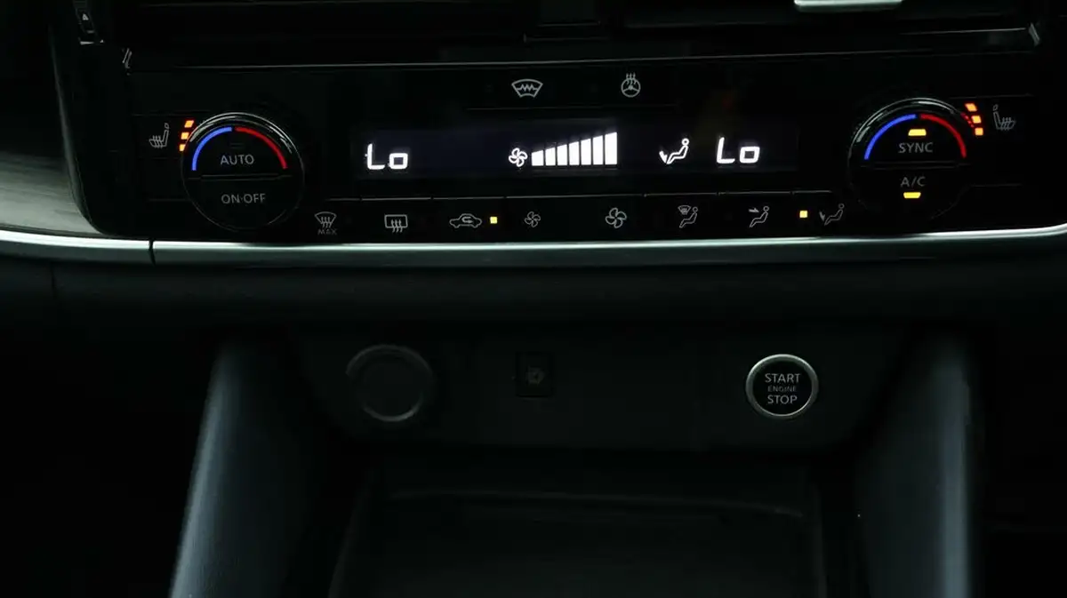 2021-nissan-qashqai-13-dig-t-tekna-xtronic-big-12