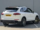 2016-porsche-cayenne-30-s-e-hybrid-small-2