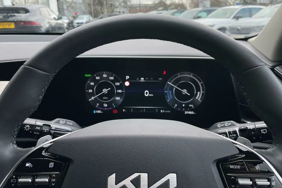 2022-kia-e-niro-ev-3-big-40