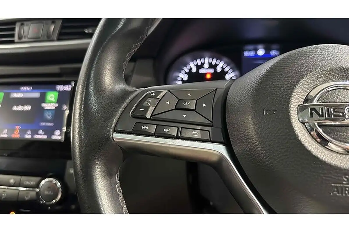 2021-nissan-qashqai-13-dig-t-n-motion-140ps-big-32