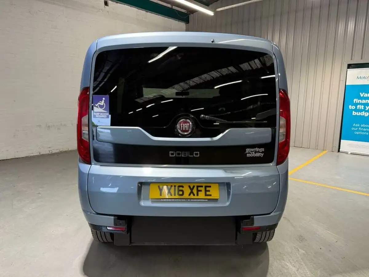 2016-fiat-doblo-16multijet-lounge-95bhp-big-11