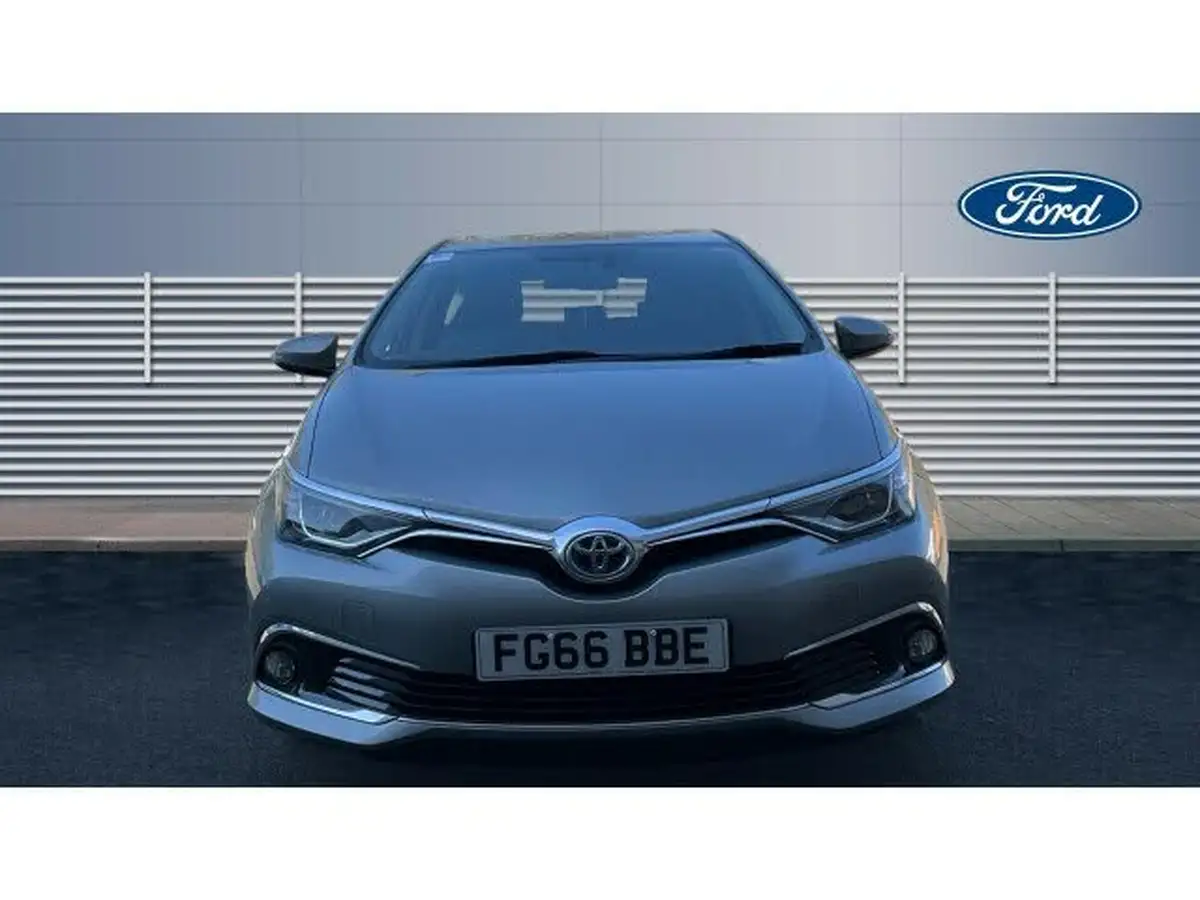 2016-toyota-auris-18-vvt-i-hsd-excel-leather-hatchback-big-2