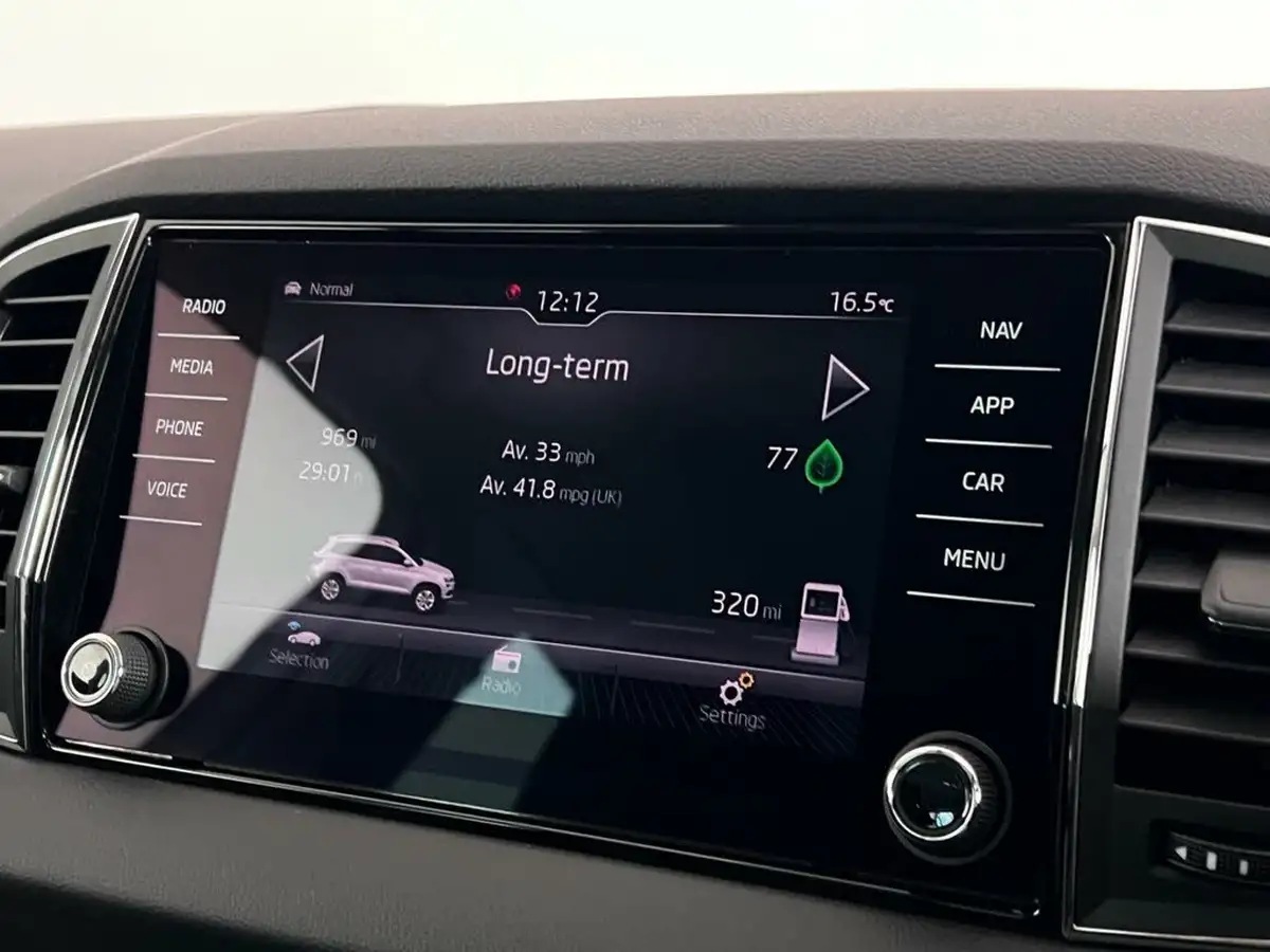 2018-skoda-karoq-15-tsi-se-l-ss-big-27