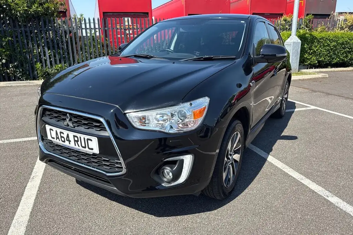 2015-mitsubishi-asx-16-3-big-25