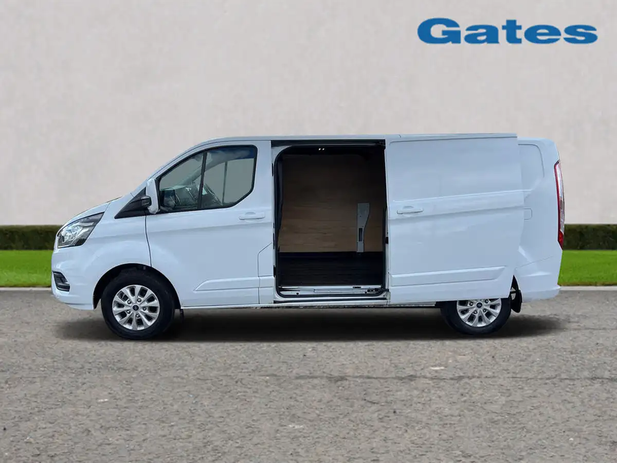 2023-ford-transit-custom-big-4