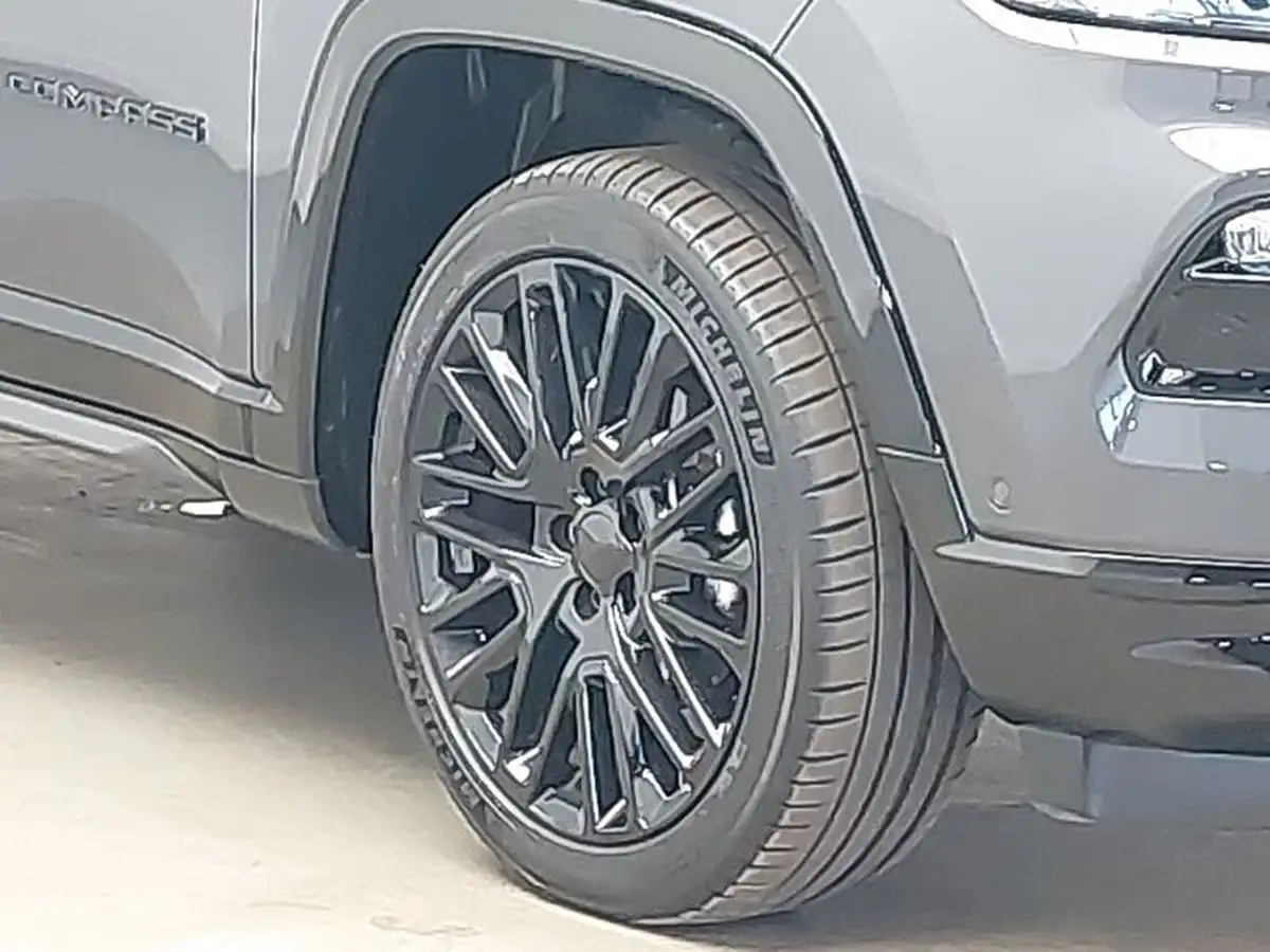 2023-jeep-compass-15-s-big-8
