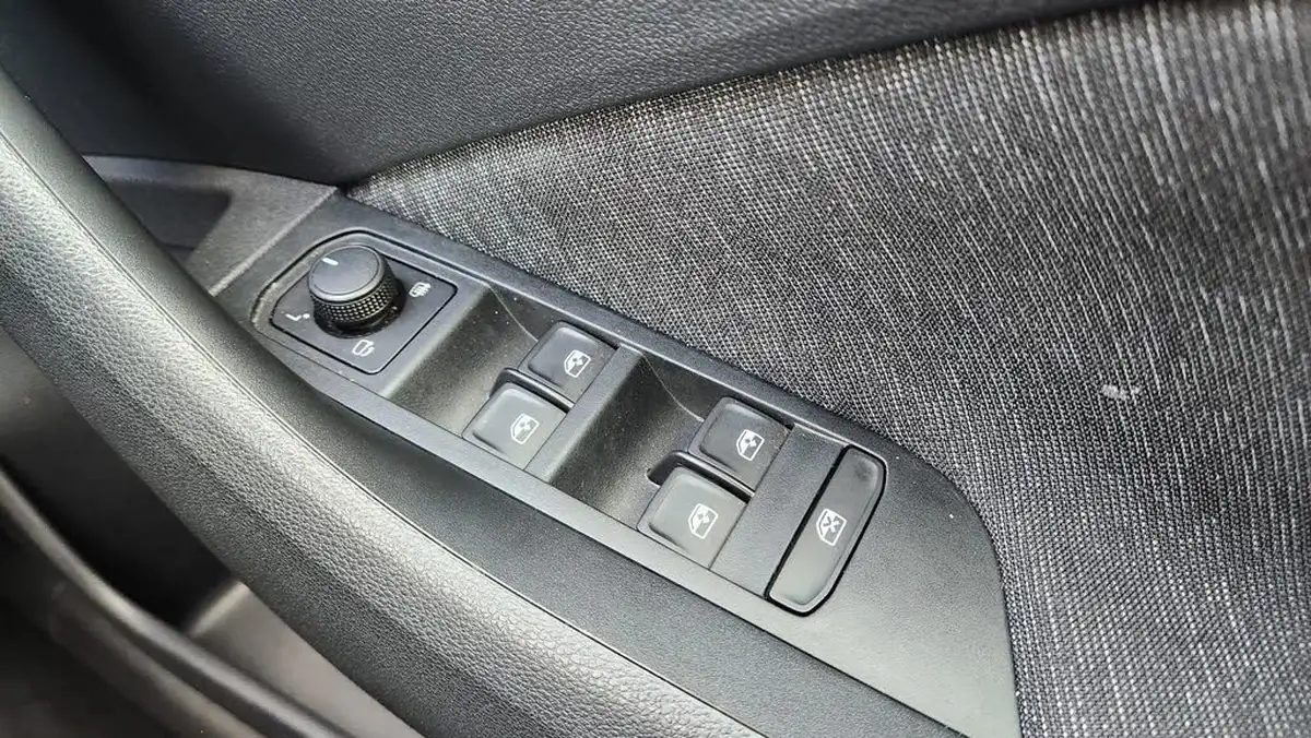 2022-skoda-kamiq-10-tsi-se-l-executive-109ps-dsg-big-16
