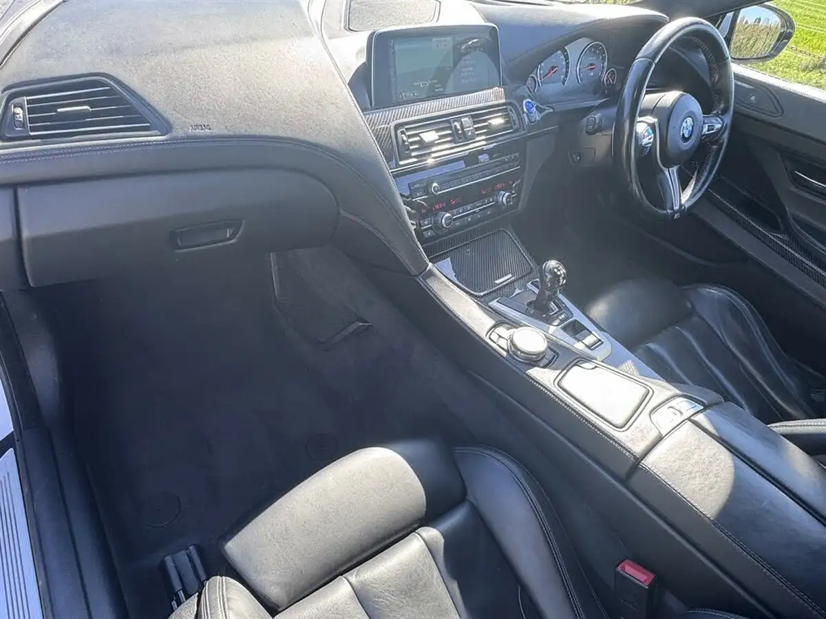 2016-bmw-6-series-44-m6-coupe-2d-big-12
