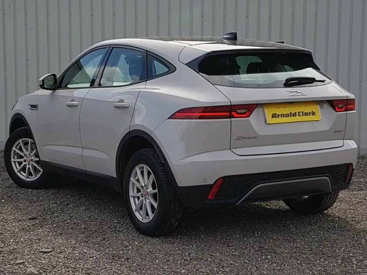 2018-jaguar-e-pace-20-i4d-150ps-big-1