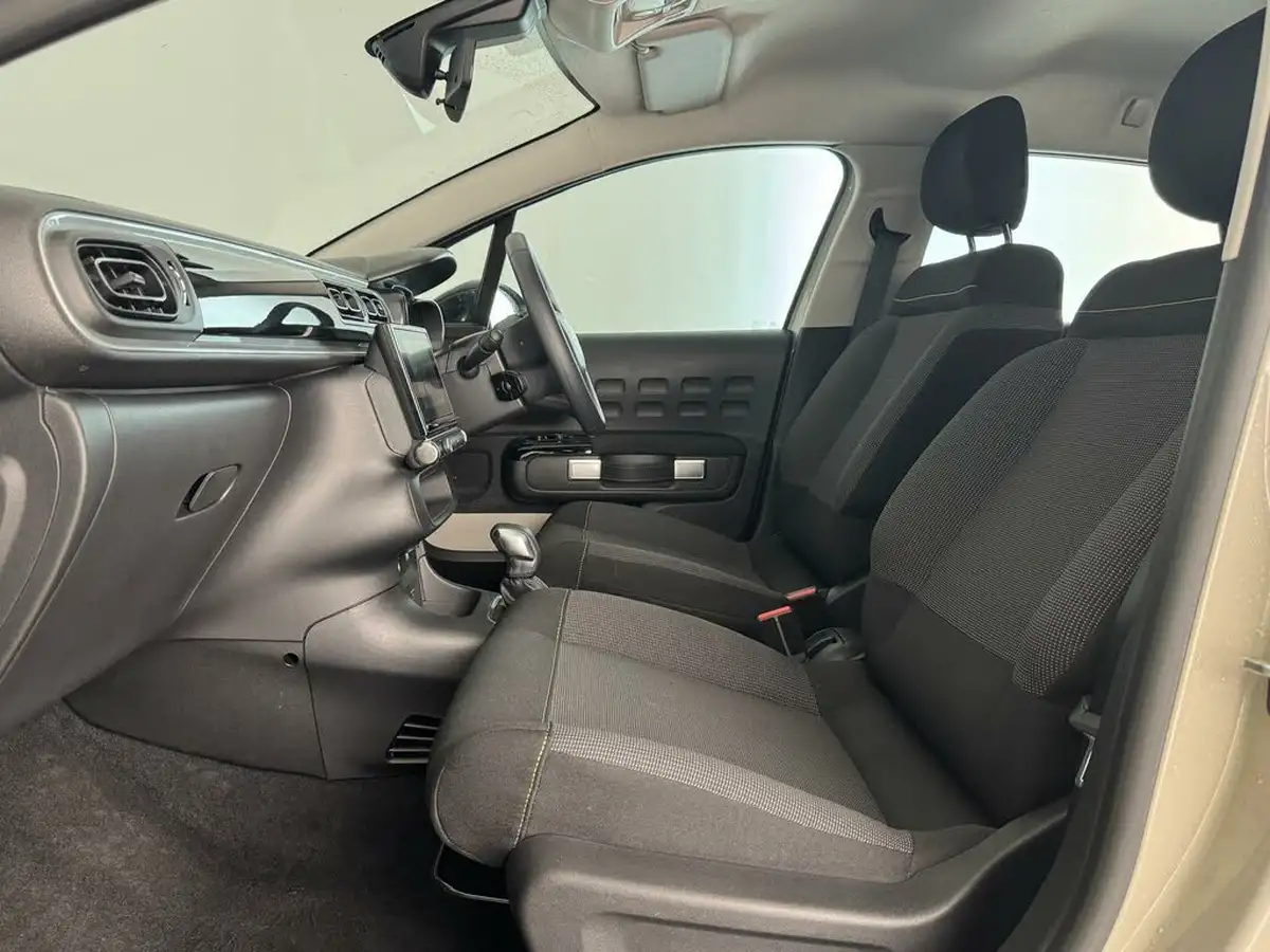 2024-citroen-c3-12-puretech-plus-110ps-eat6-big-10