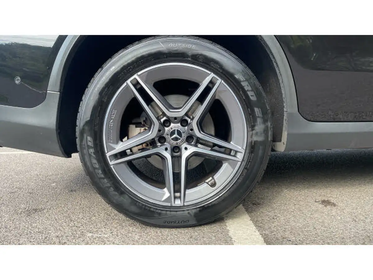 2019-mercedes-benz-glc-class-20d-glc220d-amg-line-coupe-4d-4matic-plus-big-6