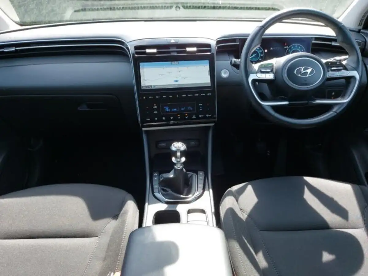 2022-hyundai-tucson-16-t-gdi-premium-150ps-big-2