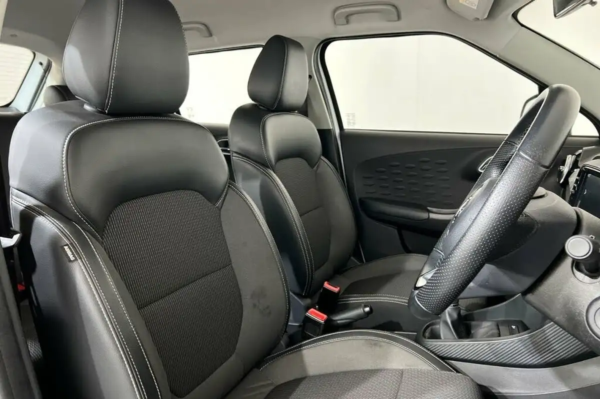 2022-mg-mg3-15-vti-tech-exclusive-nav-big-17