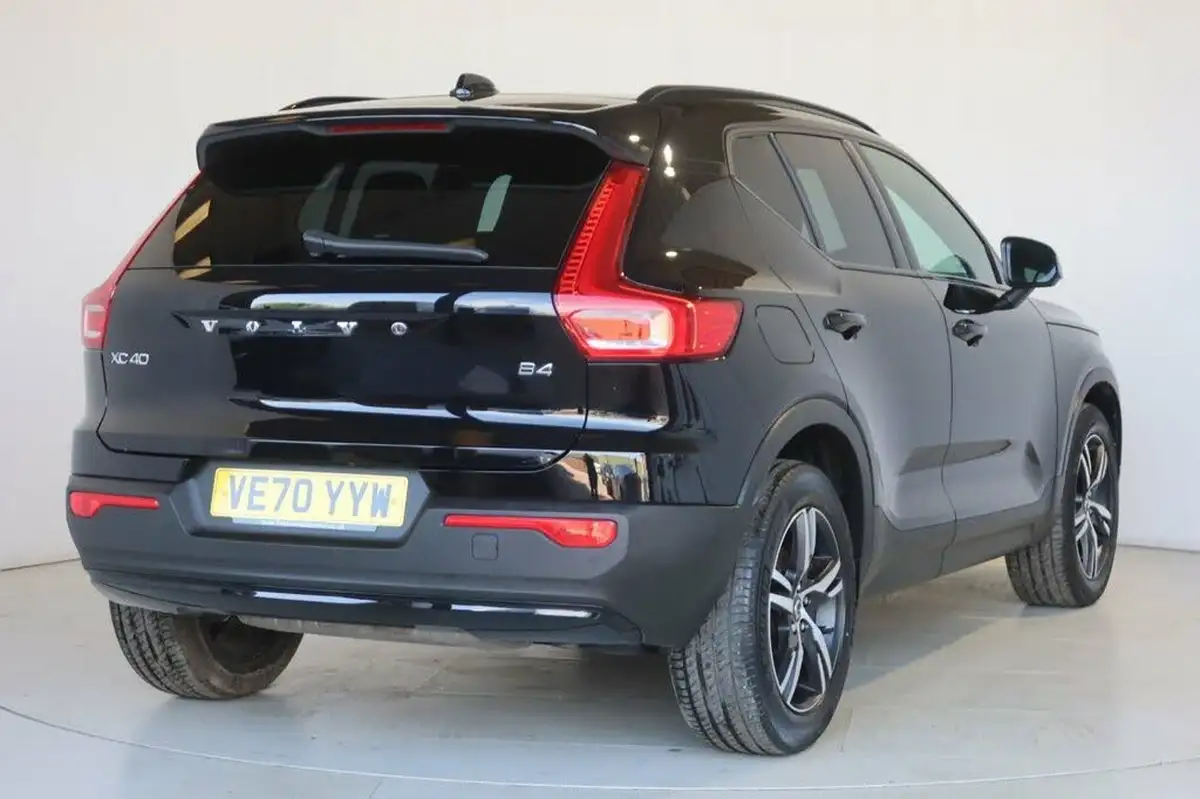 2021-volvo-xc40-20-b4-r-design-197bhp-geartronic-big-12