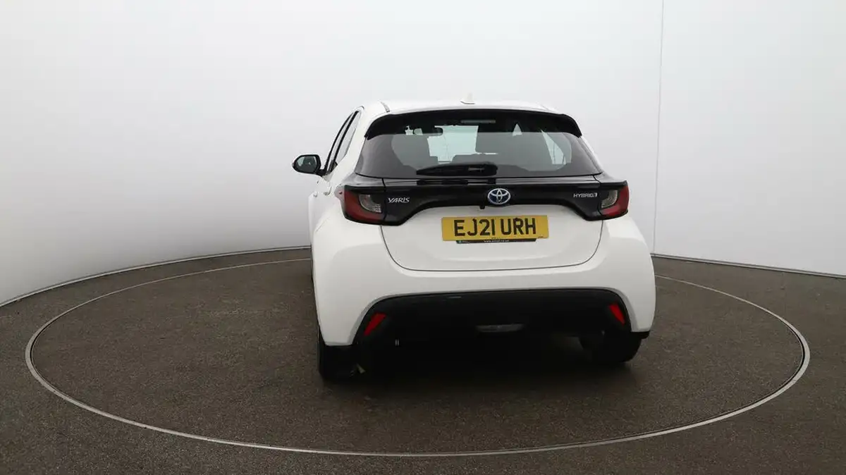 2021-toyota-yaris-15-vvt-i-icon-114bhp-hybrid-1490cc-e-cvt-big-6