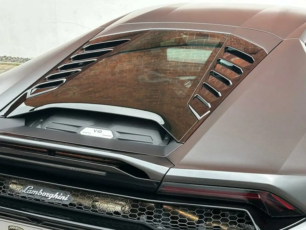 2019-lamborghini-huracan-52-evo-coupe-big-17