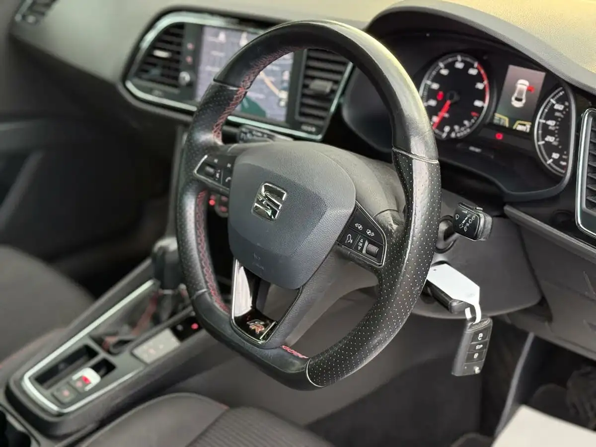 2017-seat-leon-14-ecotsi-fr-technology-hatchback-5d-dsg-big-48