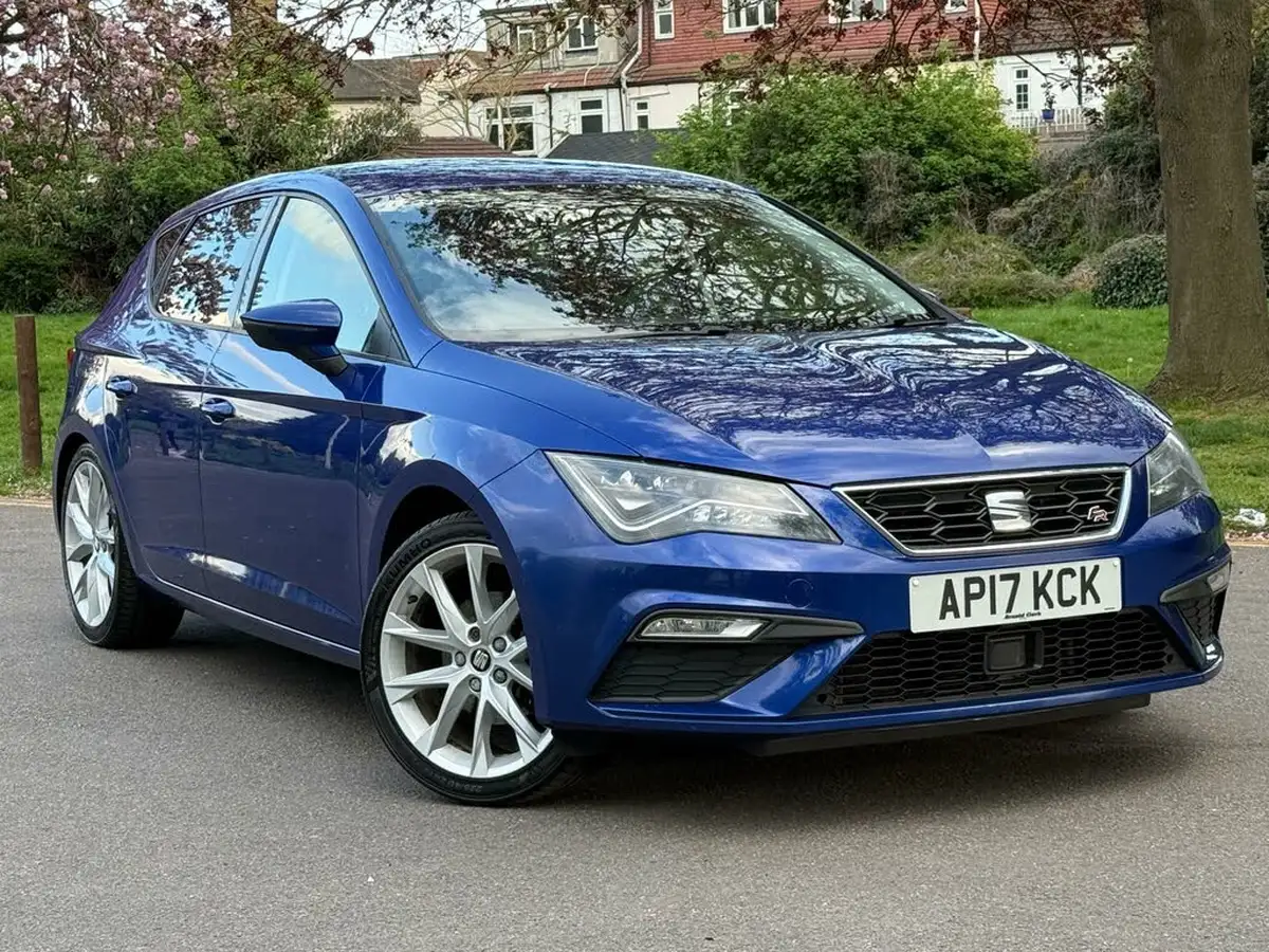 2017-seat-leon-14-ecotsi-fr-technology-hatchback-5d-dsg-big-0