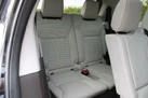 2019-land-rover-discovery-20-sd4-hse-small-12