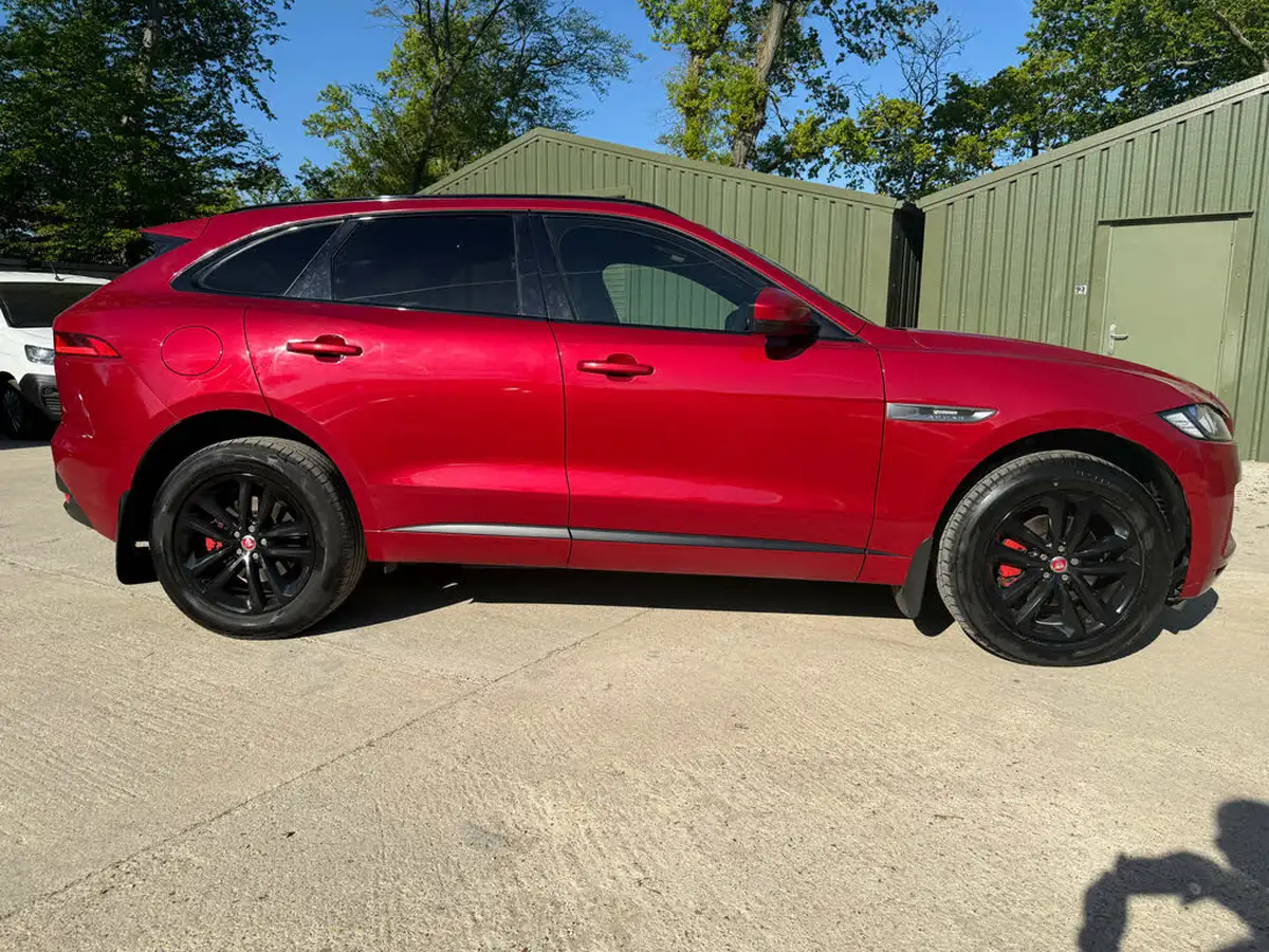 2016-jaguar-f-pace-20-i4d-r-sport-awd-auto-big-15